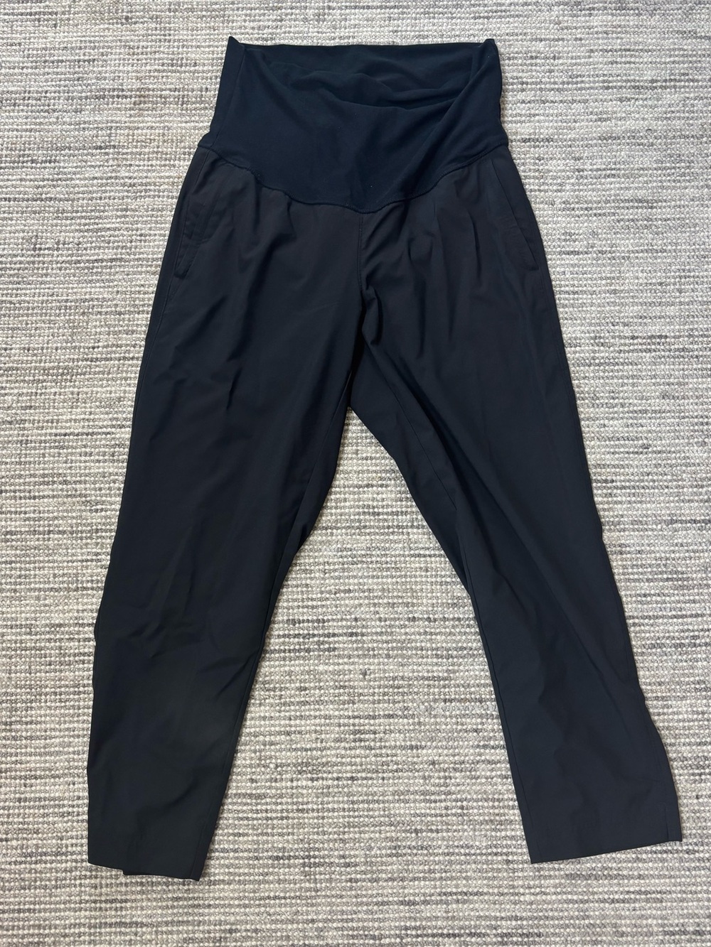 Old Navy Maternity Black High-Waist Active Pants- Small